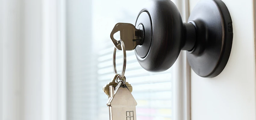 Bifold Door Knob Replacement in Loomis, California