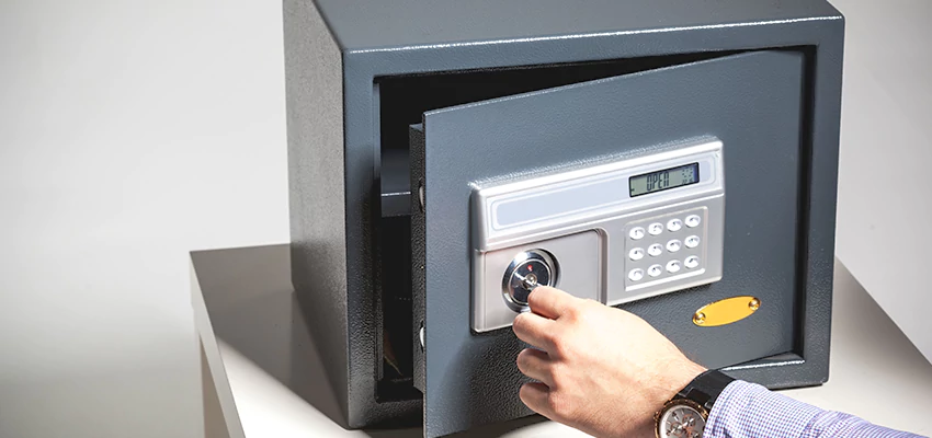 Jewelry Safe Unlocking Service in Loomis, California