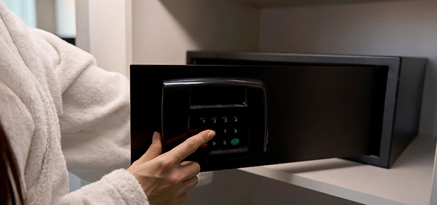 Safe Unlocking Service Company in Loomis, California